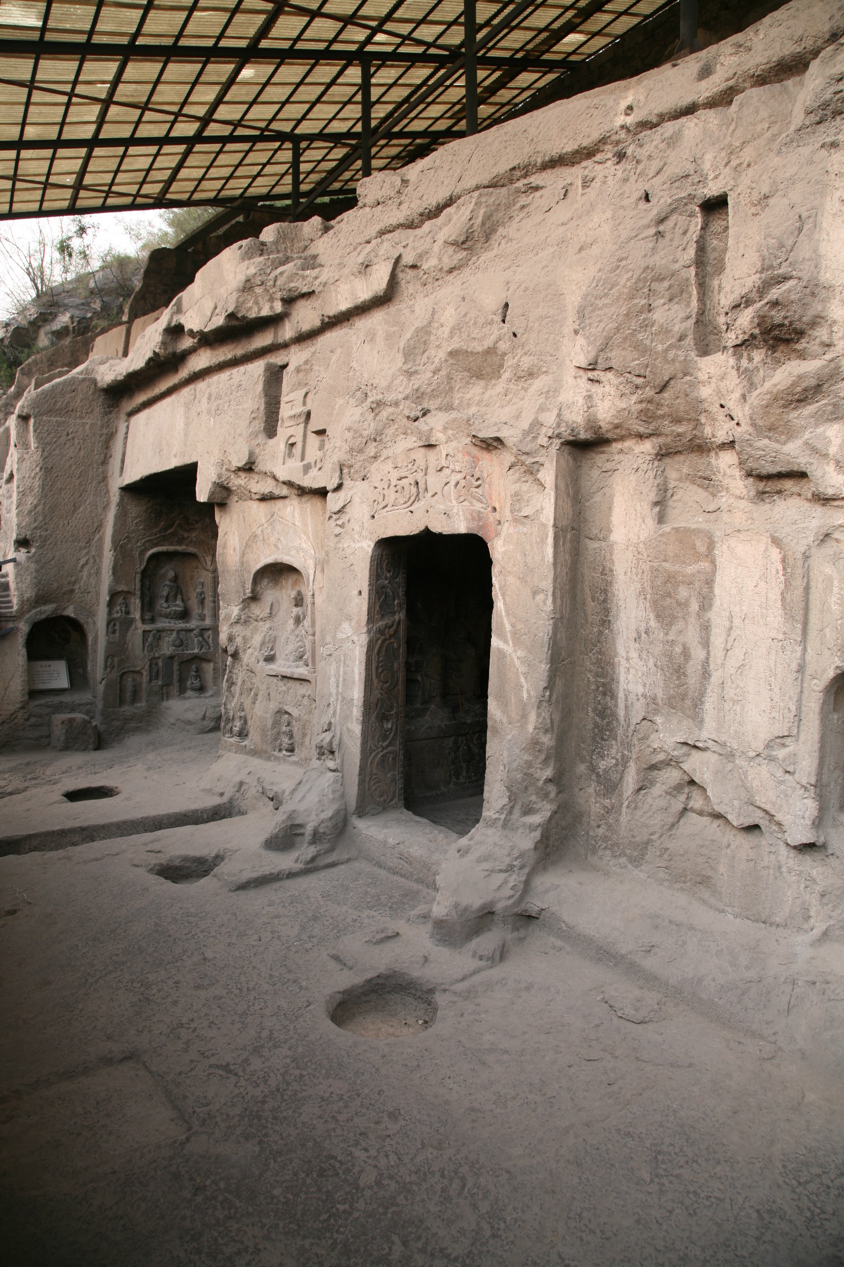 Xiangtangshan Cave 5 exterior