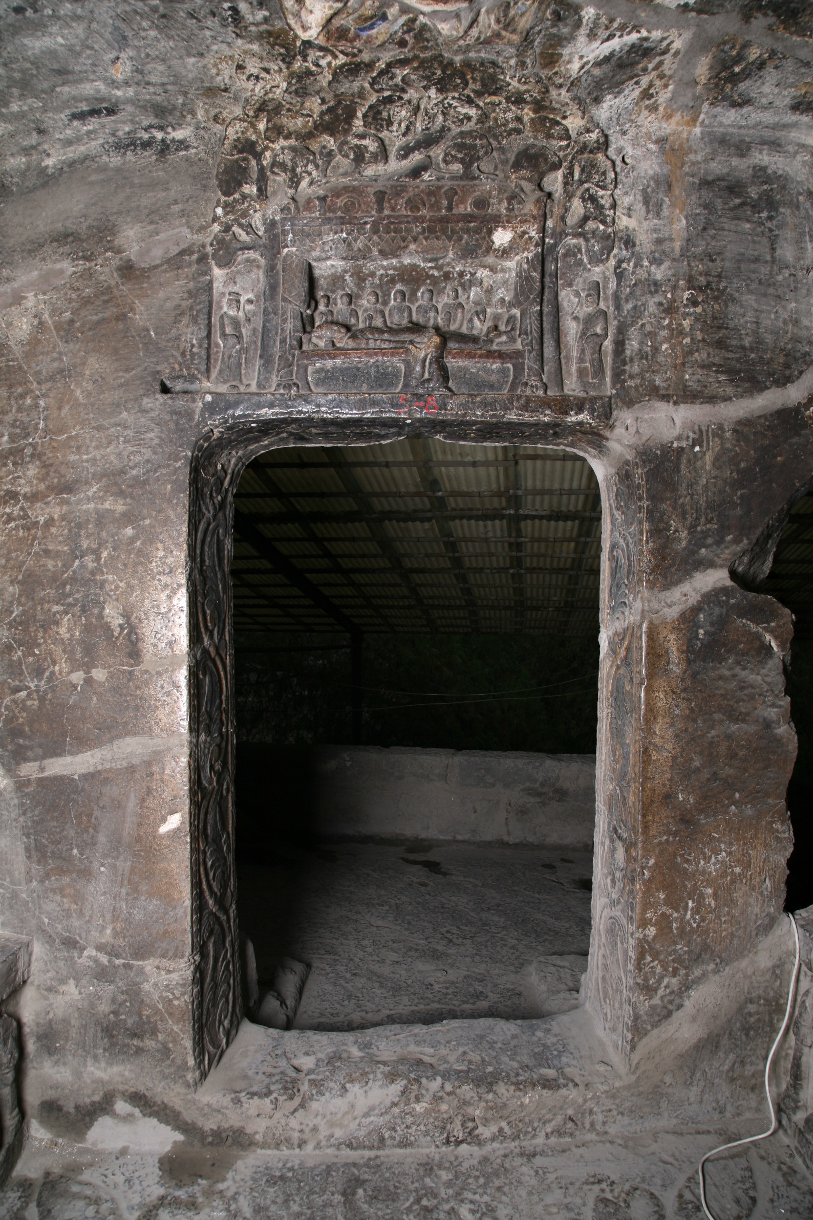 Xiangtangshan Cave 5 front wall with Mahaparinirvana scene